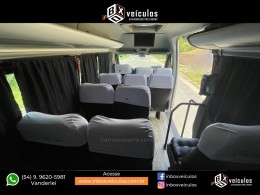 MERCEDES-BENZ - SPRINTER - 2014/2015 - Prata - R$ 169.900,00