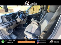 FORD - TRANSIT - 2022/2022 - Branca - R$ 267.900,00