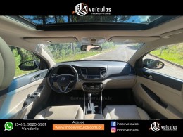 HYUNDAI - TUCSON - 2020/2021 - Preta - R$ 120.900,00