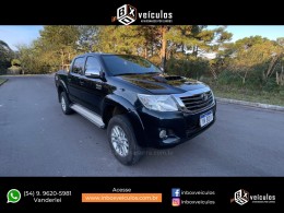 TOYOTA - HILUX - 2012/2012 - Preta - R$ 125.900,00