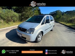 CHEVROLET - MERIVA - 2004/2004 - Prata - R$ 24.900,00