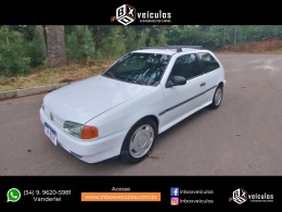 VOLKSWAGEN - GOL - 1996/1997 - Branca - R$ 12.900,00