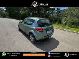 FORD - KA - 2011/2011 - Verde - R$ 23.900,00