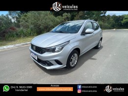 FIAT - ARGO - 2021/2022 - Prata - R$ 62.900,00