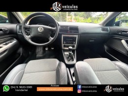 VOLKSWAGEN - GOLF - 2008/2009 - Preta - R$ 45.900,00