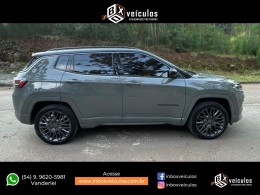 JEEP - COMPASS - 2023/2023 - Cinza - R$ 179.900,00