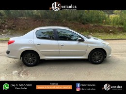 PEUGEOT - 207 - 2009/2009 - Prata - R$ 21.900,00