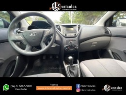 HYUNDAI - HB20S - 2017/2018 - Cinza - R$ 59.900,00