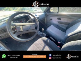 VOLKSWAGEN - SAVEIRO - 1988/1988 - Prata - R$ 42.900,00