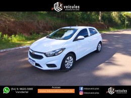 CHEVROLET - ONIX - 2017/2017 - Branca - R$ 53.900,00