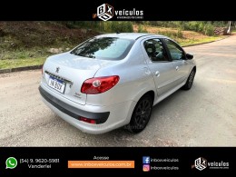 PEUGEOT - 207 - 2009/2009 - Prata - R$ 21.900,00