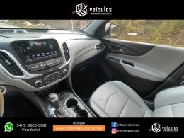 CHEVROLET - EQUINOX - 2017/2018 - Prata - R$ 120.900,00