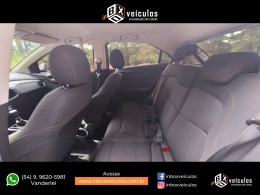 CHEVROLET - ONIX - 2014/2015 - Branca - R$ 51.900,00