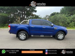 FORD - RANGER - 2012/2013 - Azul - R$ 104.900,00