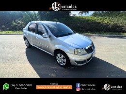 RENAULT - LOGAN - 2012/2012 - Prata - R$ 24.900,00