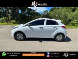 HYUNDAI - HB20 - 2013/2014 - Branca - R$ 44.900,00