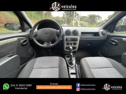 RENAULT - LOGAN - 2009/2009 - Preta - R$ 23.900,00