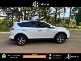 TOYOTA - RAV4 - 2018/2018 - Branca - R$ 127.900,00