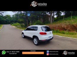 VOLKSWAGEN - TIGUAN - 2011/2012 - Branca - R$ 64.900,00