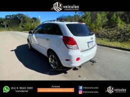 CHEVROLET - CAPTIVA - 2012/2012 - Branca - R$ 46.900,00