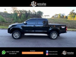 TOYOTA - HILUX - 2012/2012 - Preta - R$ 125.900,00