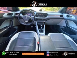 VOLKSWAGEN - T-CROSS - 2019/2020 - Prata - R$ 107.900,00