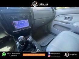 TOYOTA - HILUX SW4 - 1997/1998 - Branca - R$ 67.900,00