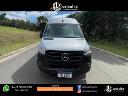 MERCEDES-BENZ - SPRINTER - 2021/2022 - Prata - R$ 259.900,00