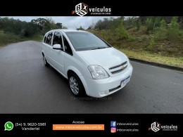 CHEVROLET - MERIVA - 2010/2011 - Branca - R$ 32.900,00