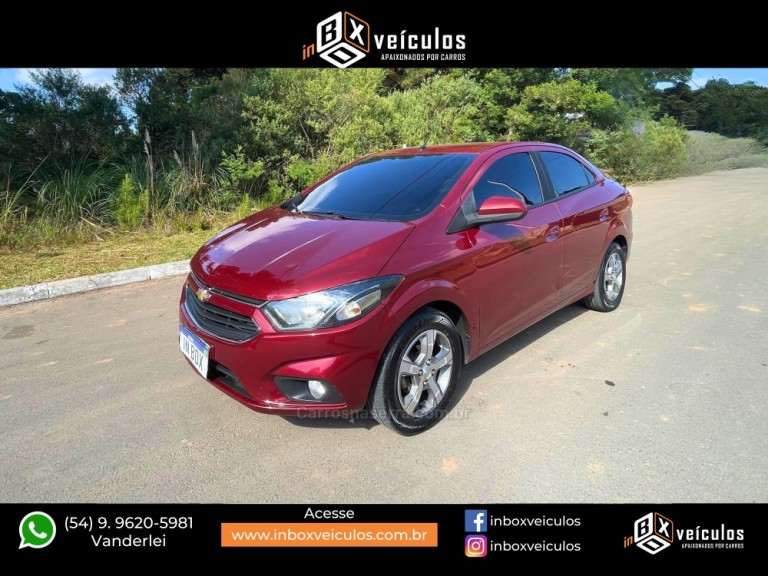 CHEVROLET - PRISMA - 2017/2018 - Vermelha - Sob Consulta