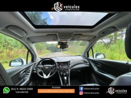 CHEVROLET - TRACKER - 2018/2018 - Branca - R$ 93.900,00