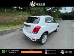 CHEVROLET - TRACKER - 2018/2018 - Branca - R$ 93.900,00