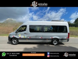 MERCEDES-BENZ - SPRINTER - 2021/2022 - Prata - R$ 259.900,00