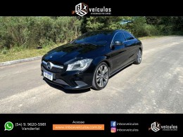 MERCEDES-BENZ - CLA 200 - 2016/2016 - Preta - R$ 119.900,00