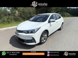 TOYOTA - COROLLA - 2018/2018 - Branca - R$ 99.900,00