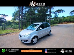 FIAT - IDEA - 2013/2013 - Prata - R$ 35.900,00