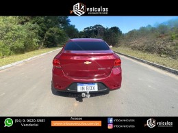 CHEVROLET - PRISMA - 2017/2018 - Vermelha - Sob Consulta