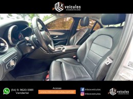 MERCEDES-BENZ - C 200 - 2015/2015 - Prata - R$ 79.900,00