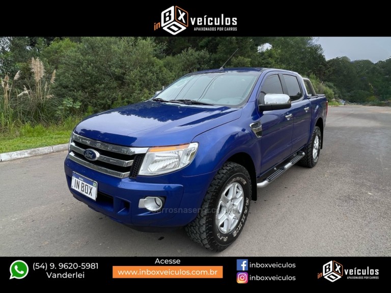 FORD - RANGER - 2012/2013 - Azul - R$ 104.900,00