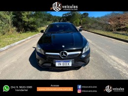 MERCEDES-BENZ - CLA 200 - 2016/2016 - Preta - R$ 119.900,00