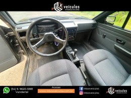 VOLKSWAGEN - VOYAGE - 1993/1993 - Preta - R$ 19.900,00