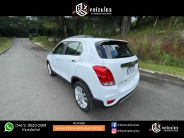 CHEVROLET - TRACKER - 2018/2018 - Branca - R$ 93.900,00