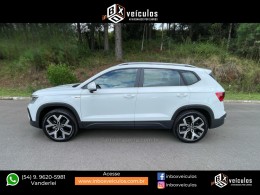 VOLKSWAGEN - TAOS - 2024/2024 - Branca - R$ 214.900,00