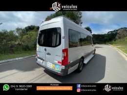 MERCEDES-BENZ - SPRINTER - 2021/2022 - Prata - R$ 259.900,00