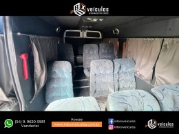 RENAULT - MASTER - 2012/2013 - Branca - R$ 105.900,00