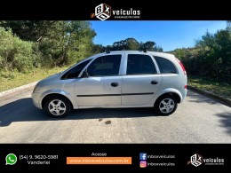 CHEVROLET - MERIVA - 2004/2004 - Prata - R$ 24.900,00