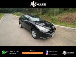 PEUGEOT - 207 - 2011/2012 - Preta - R$ 19.900,00