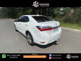 TOYOTA - COROLLA - 2018/2018 - Branca - R$ 99.900,00