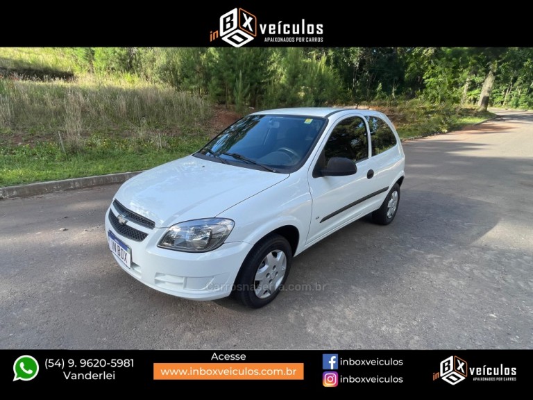 CHEVROLET - CELTA - 2011/2012 - Branca - R$ 24.900,00