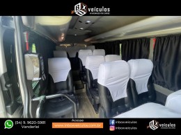 MERCEDES-BENZ - SPRINTER - 2014/2015 - Prata - R$ 169.900,00